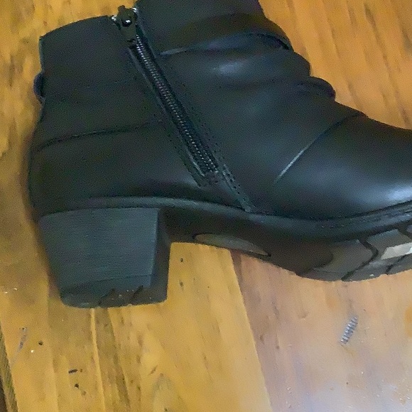 Women’s black ankle boots - Picture 11 of 11